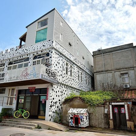 Ding Ding Homestay Цзіньху Екстер'єр фото